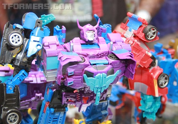 Transformers MP Bluestreak Images And More Shots From Hasbro Booth Day 3  (38 of 38)